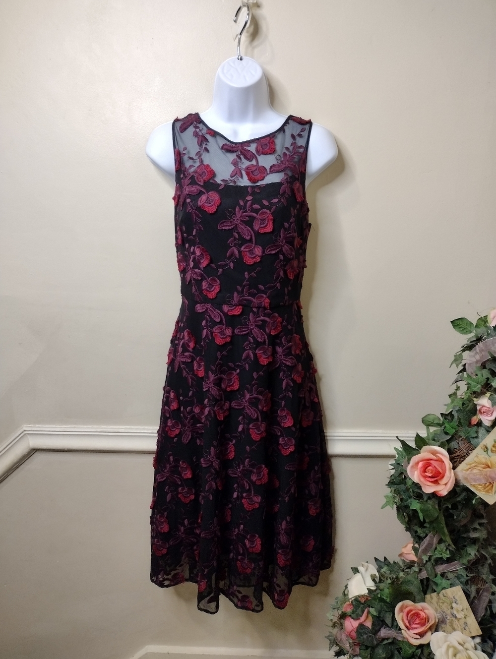 White House Black Market Sleeveless Black Dress With Burgundy Floral Embroidery